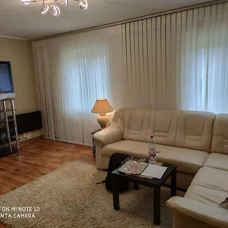 بيت للعطل Chez Natalie Et Serge لانيون